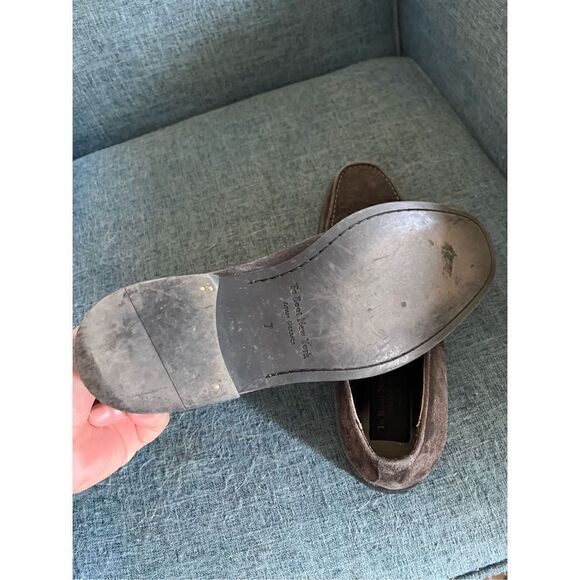 To Boot NY Charcoal Gray Suede Loafers. Size 7. - Picture 6 of 6